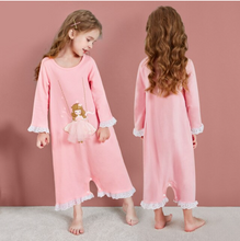 Lade das Bild in den Galerie-Viewer, Langärmliger Schlafanzug für Prinzessinnen
